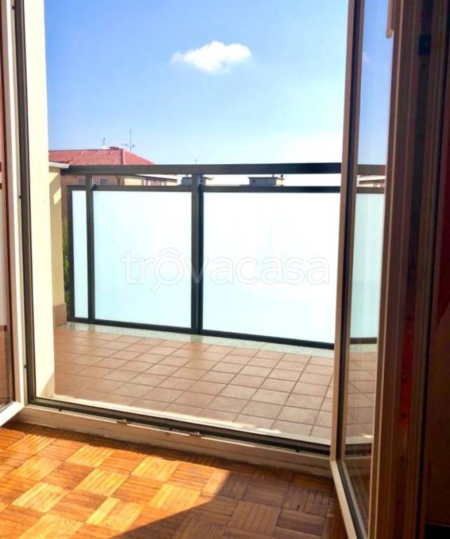 appartamento in vendita a Milano in zona Lambrate