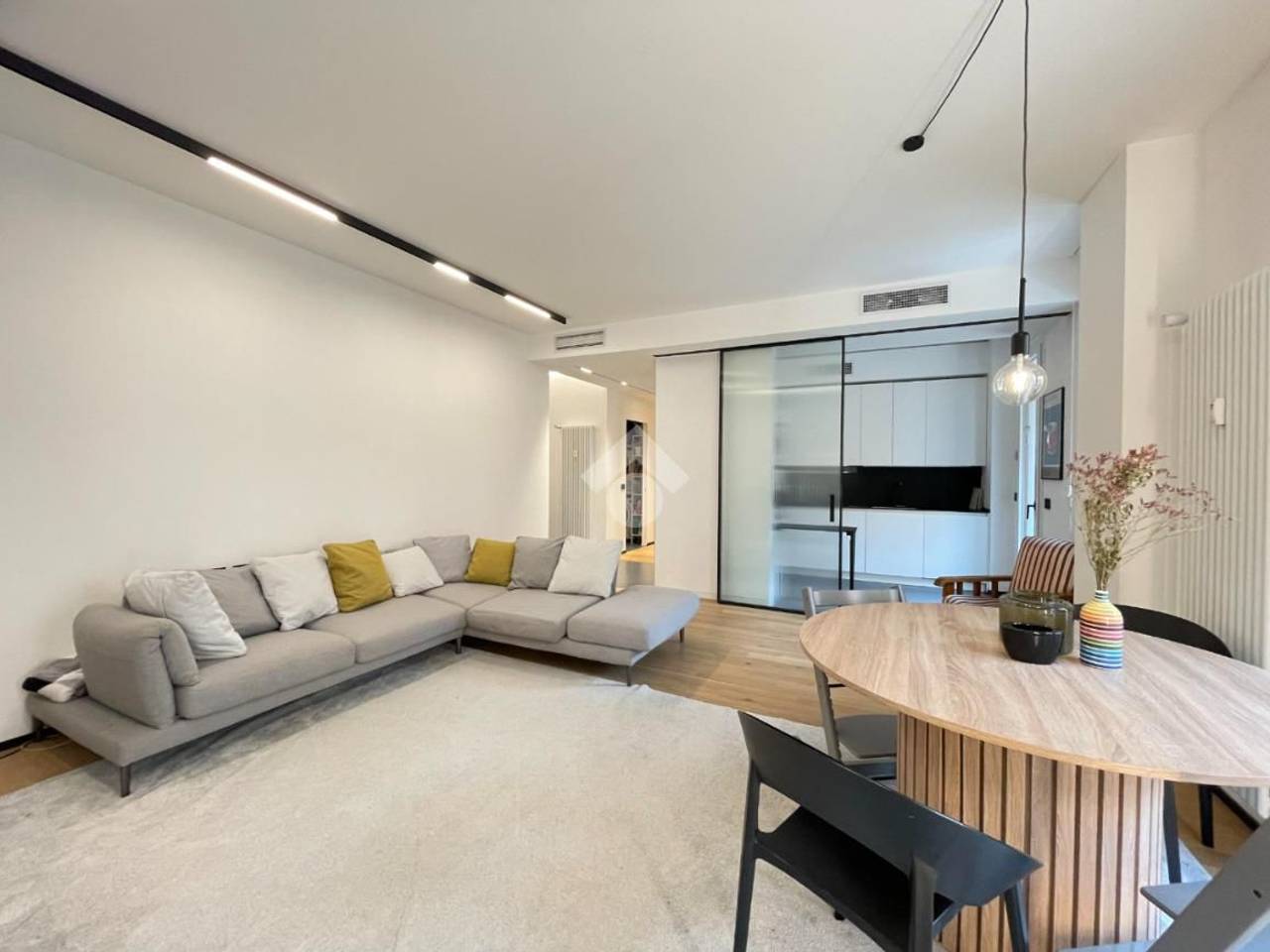 appartamento in vendita a Milano in zona Isola