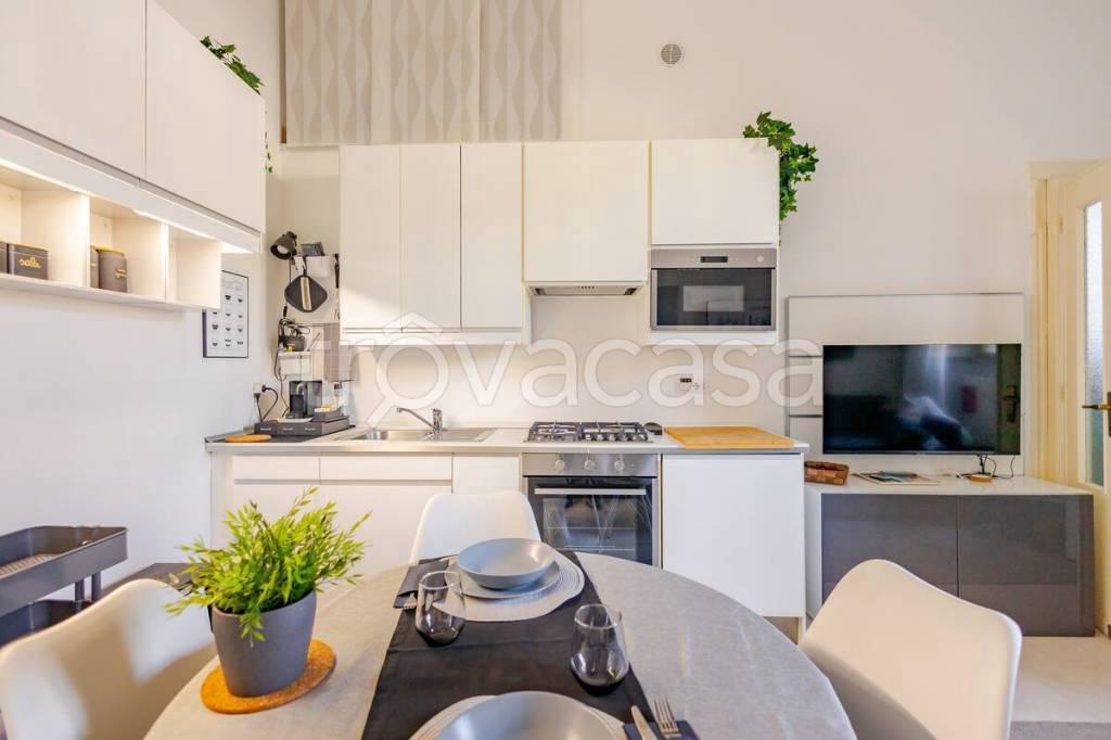 appartamento in vendita a Milano in zona Isola