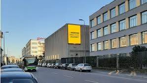 negozio in vendita a Milano in zona Vigentino