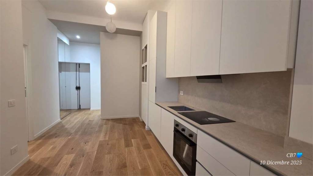 appartamento in vendita a Milano in zona Sempione