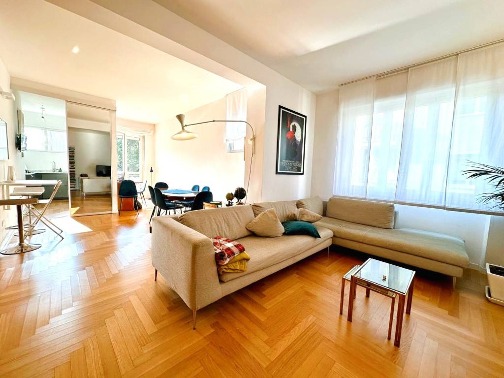 appartamento in vendita a Milano in zona Città Studi