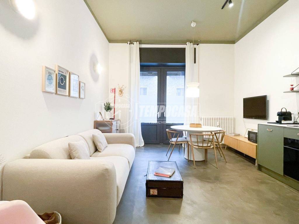 appartamento in vendita a Milano in zona Lambrate