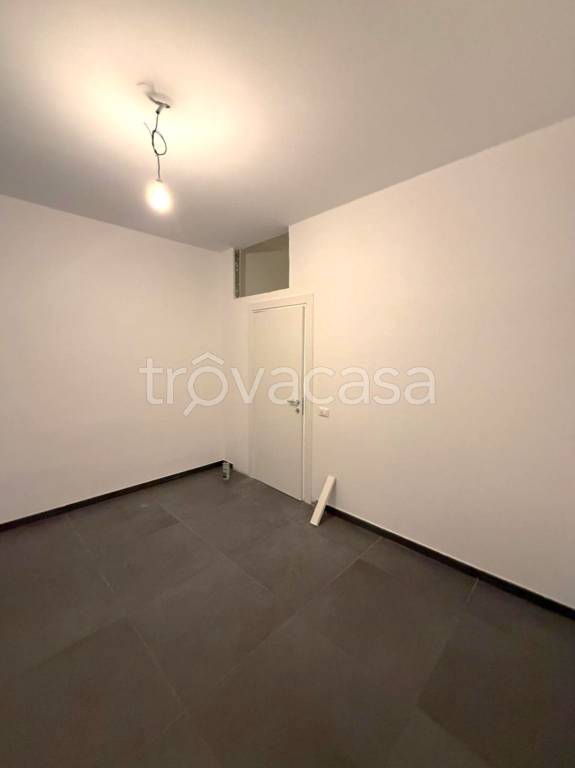 appartamento in vendita a Milano in zona Stadera