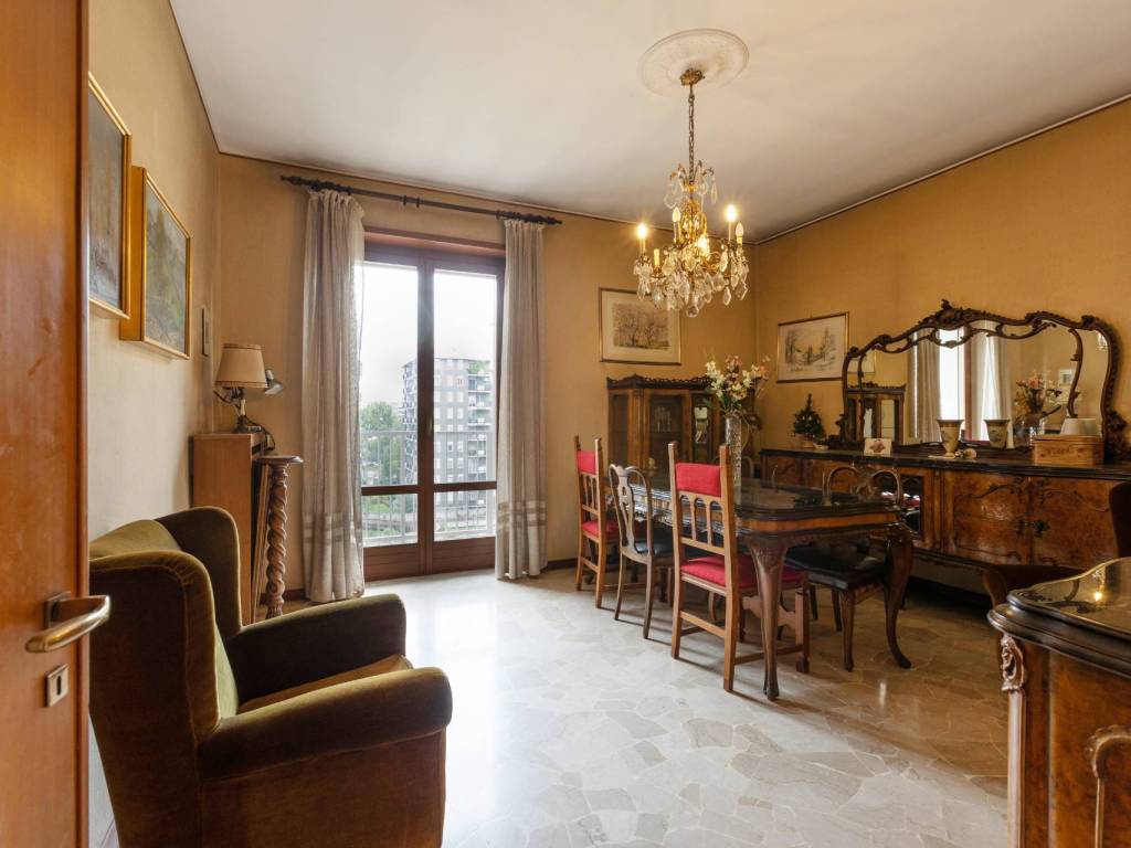appartamento in vendita a Milano