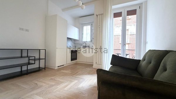 appartamento in vendita a Milano in zona Porta Vittoria