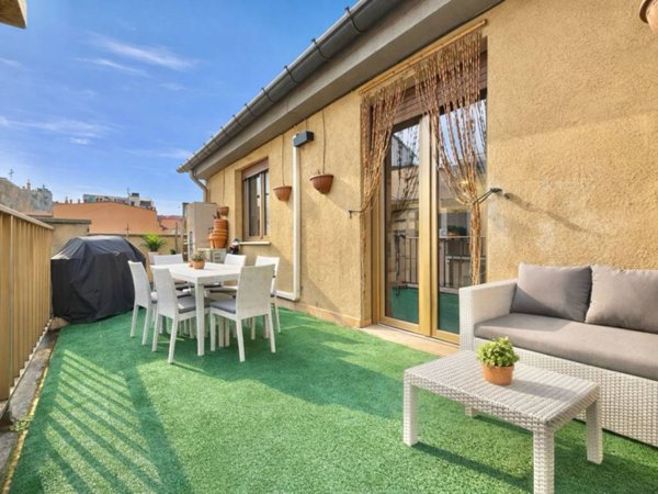 appartamento in vendita a Milano in zona Isola