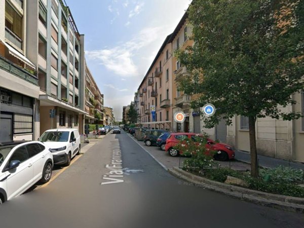 appartamento in vendita a Milano in zona Chiesa Rossa