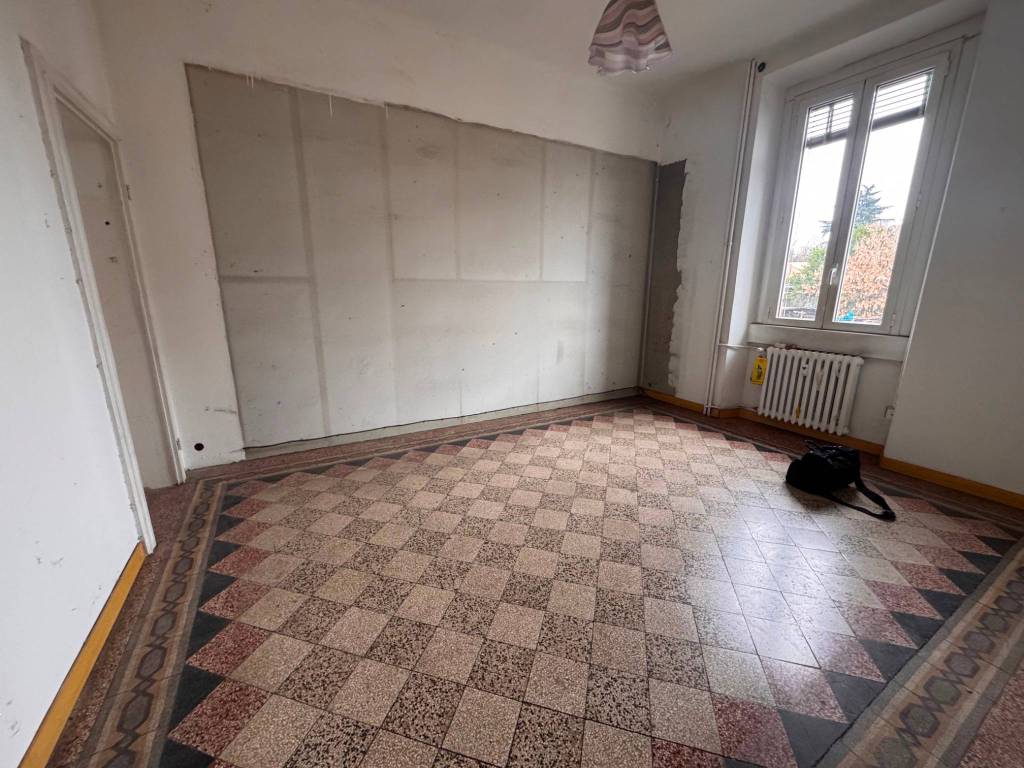 appartamento in vendita a Milano in zona Chiesa Rossa