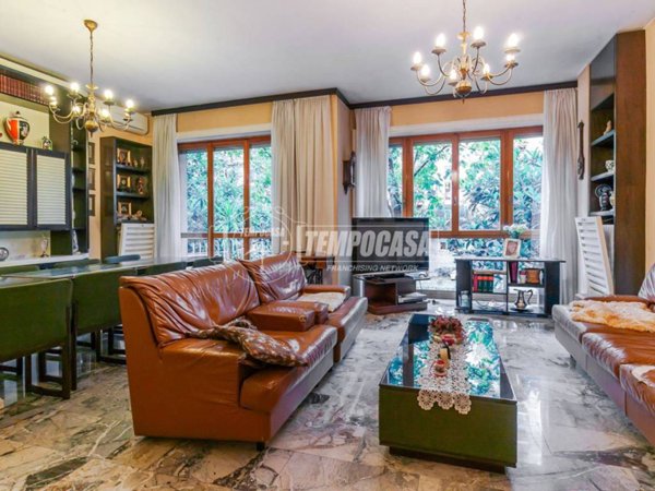 appartamento in vendita a Milano in zona Solari