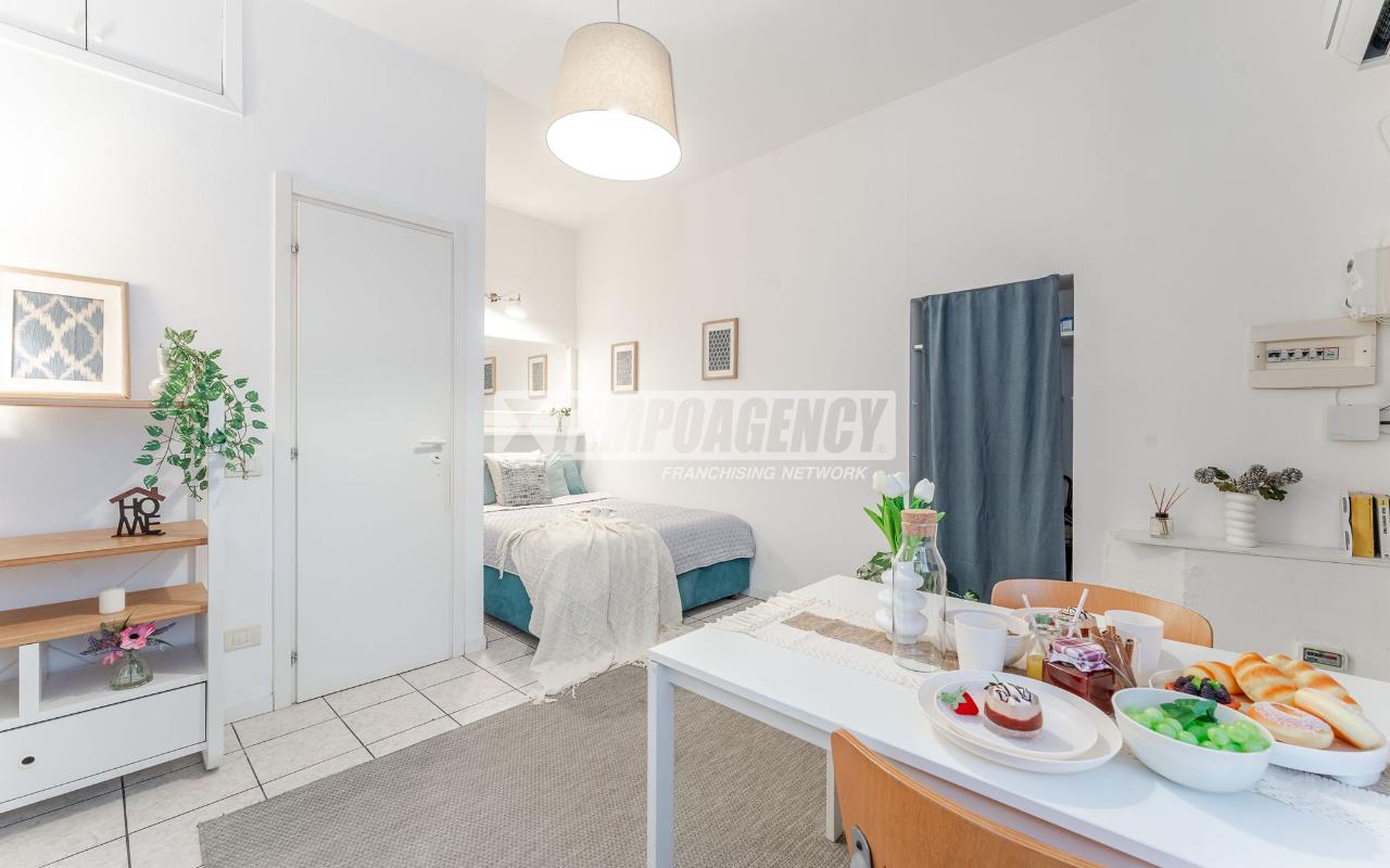 appartamento in vendita a Milano in zona Porta Venezia