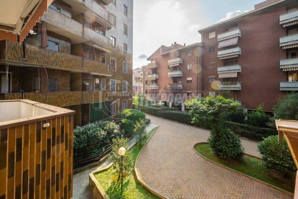 appartamento in vendita a Milano in zona Vigentino