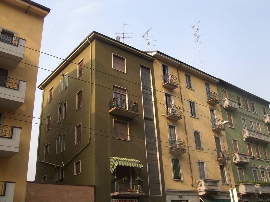 appartamento in vendita a Milano in zona Piazzale Lodi