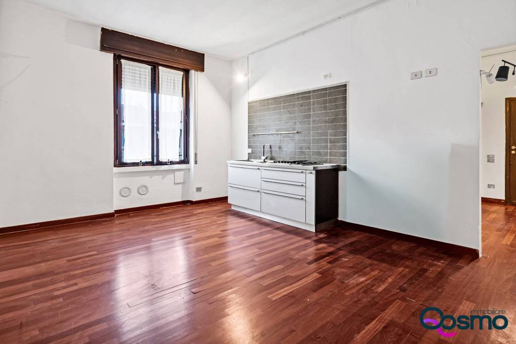 appartamento in vendita a Milano in zona Sempione