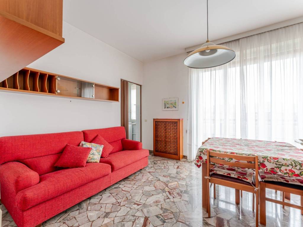 appartamento in vendita a Milano in zona Stadera