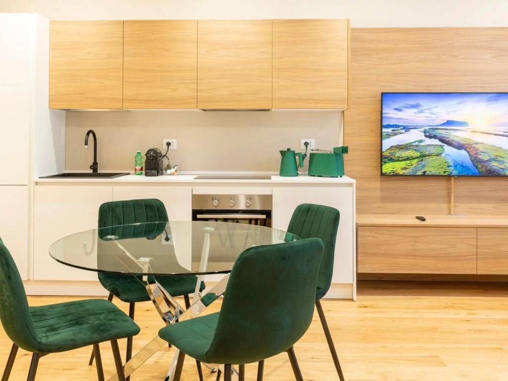 appartamento in vendita a Milano in zona Guastalla