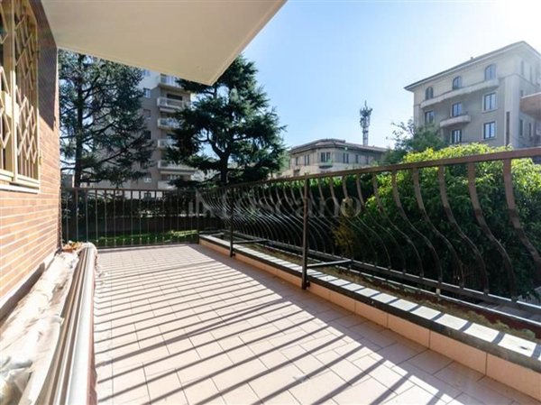 appartamento in vendita a Milano in zona Isola