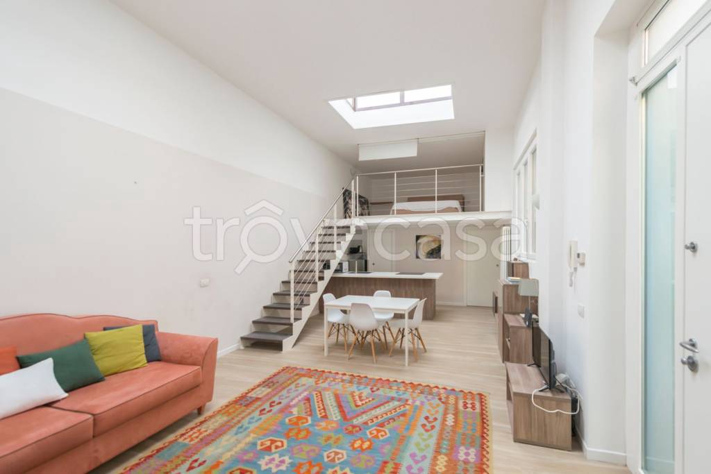 appartamento in vendita a Milano in zona Porta Romana