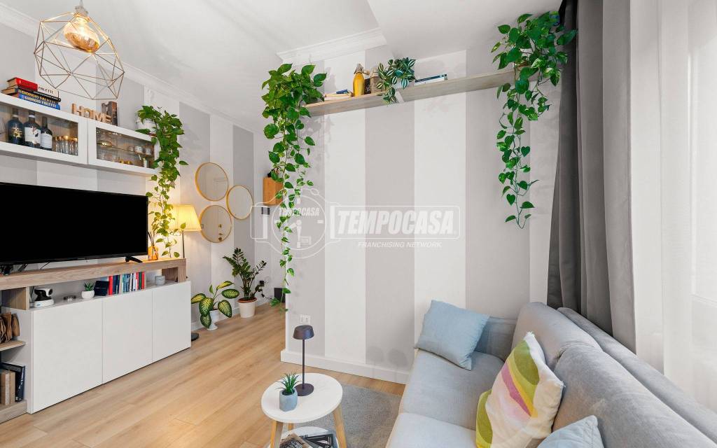 appartamento in vendita a Milano in zona Piazzale Lodi