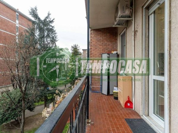 appartamento in vendita a Milano in zona Famagosta