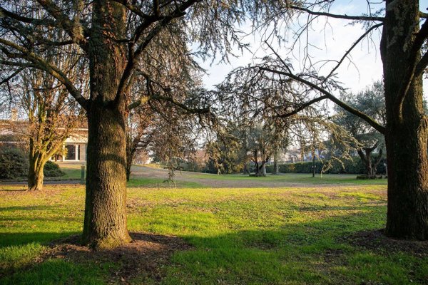 casa indipendente in vendita a Milano in zona Porta Genova