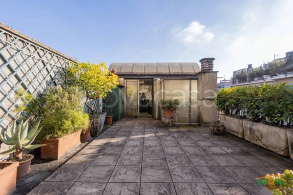 appartamento in vendita a Milano in zona Sempione