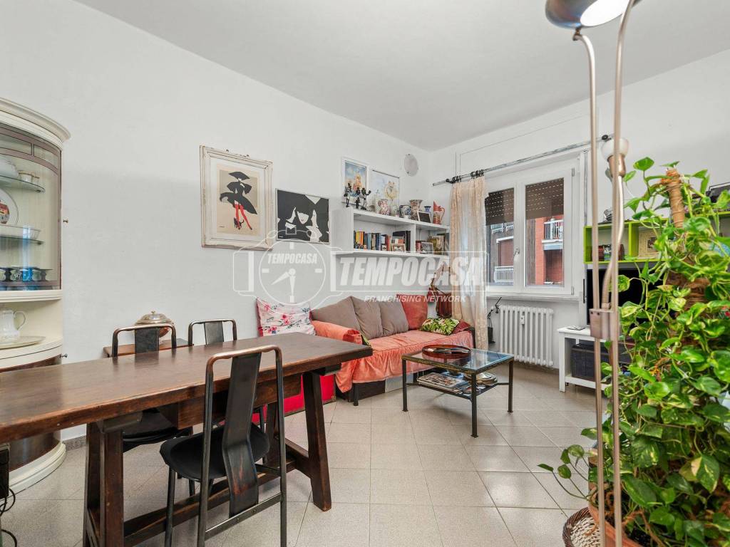 appartamento in vendita a Milano in zona Calvairate