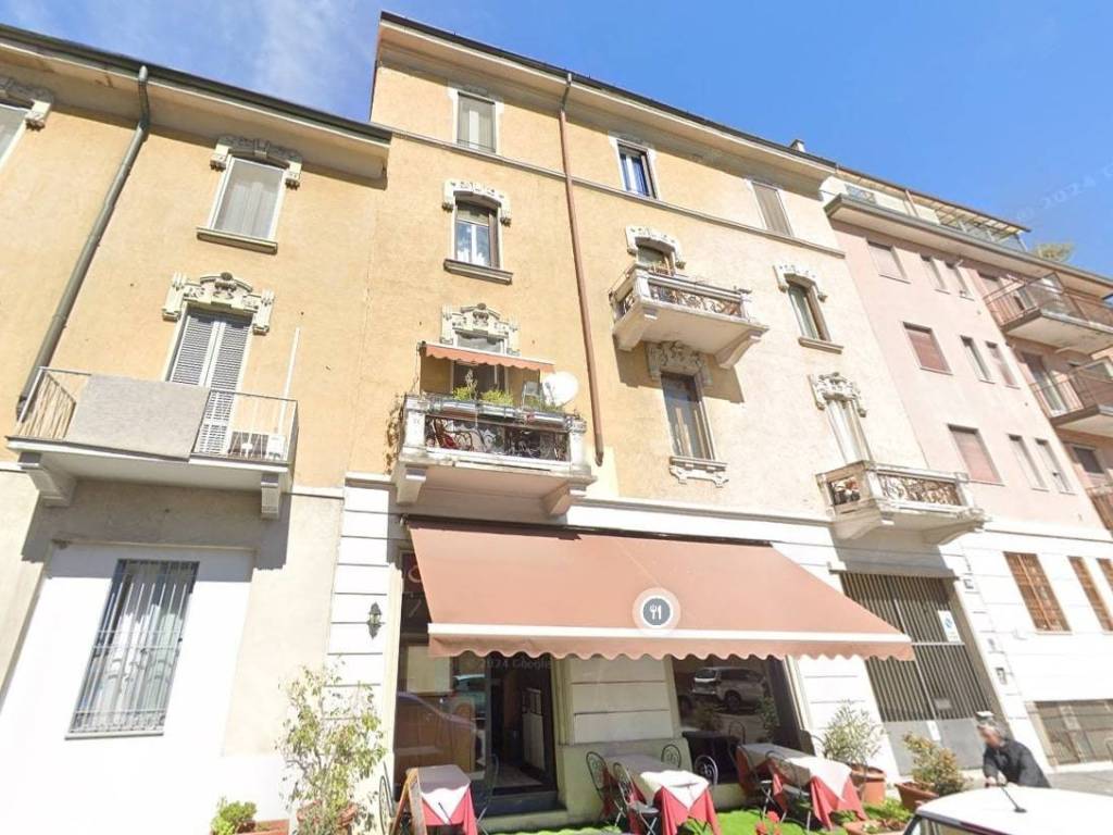 appartamento in vendita a Milano in zona San Siro