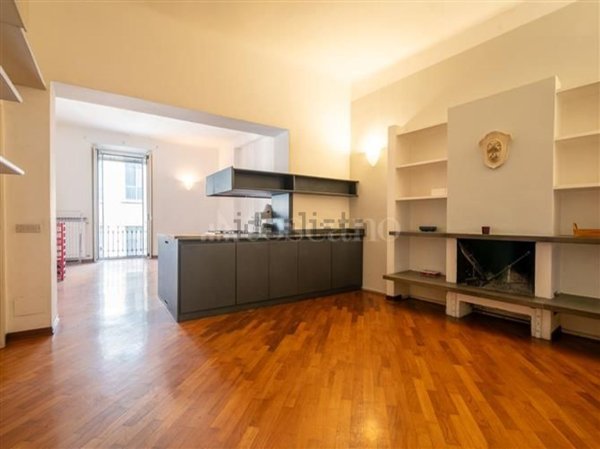 appartamento in vendita a Milano in zona Porta Garibaldi