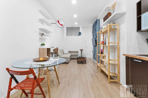 appartamento in vendita a Milano in zona Corvetto