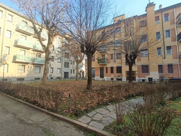 appartamento in vendita a Milano in zona Quinto Romano