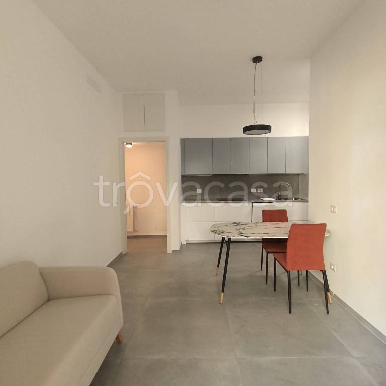 appartamento in vendita a Milano in zona Sempione