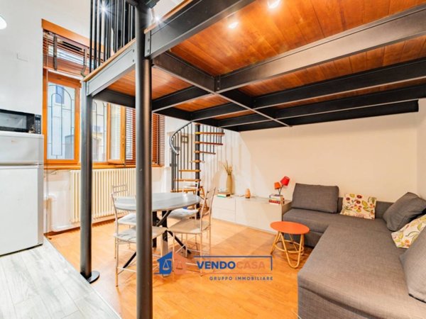 appartamento in vendita a Milano in zona Isola