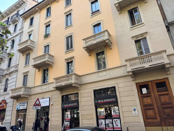 negozio in vendita a Milano in zona Centro Direzionale