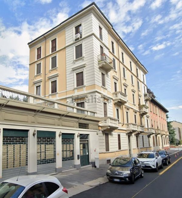 appartamento in vendita a Milano in zona Porta Romana