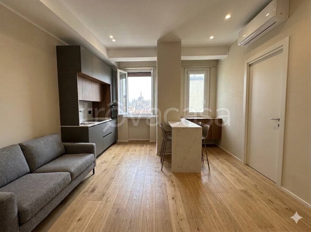 appartamento in vendita a Milano in zona Sempione