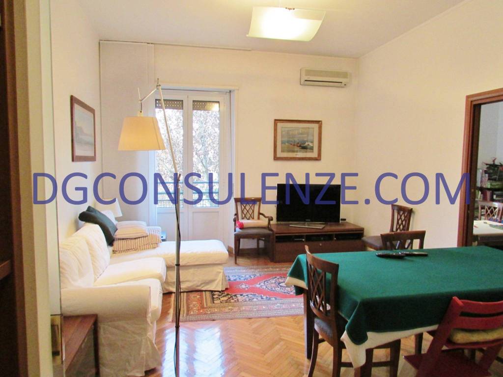 appartamento in vendita a Milano in zona Città Studi