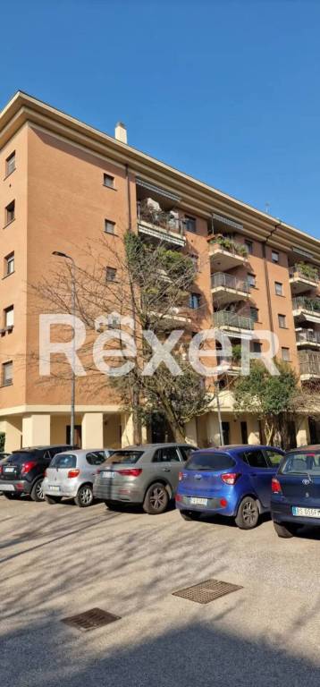 appartamento in vendita a Milano in zona Gallaratese