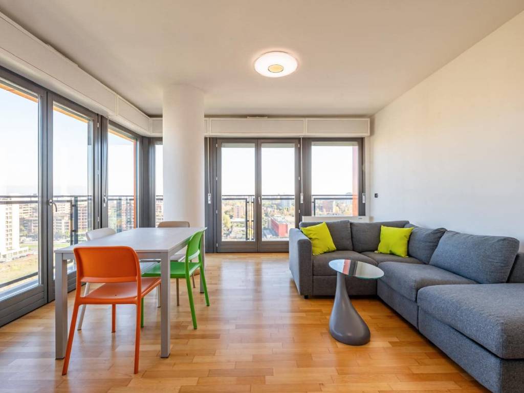 appartamento in vendita a Milano in zona Adriano