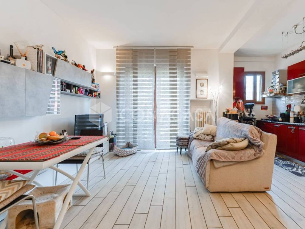 appartamento in vendita a Milano in zona Città Studi