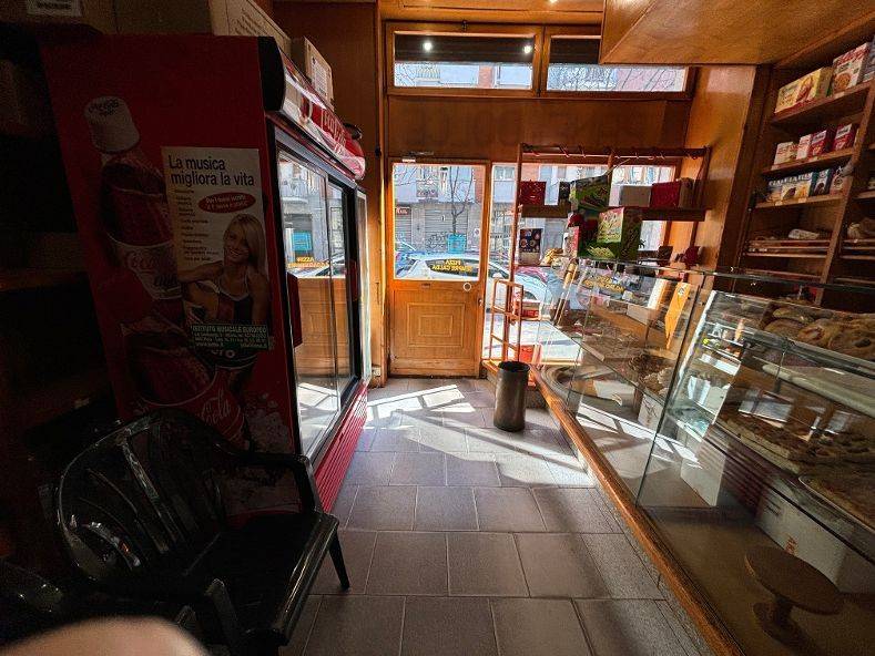 negozio in vendita a Milano in zona Città Studi