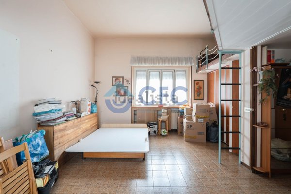 appartamento in vendita a Milano in zona Crescenzago