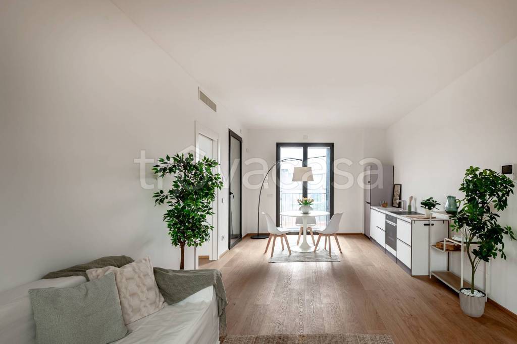 appartamento in vendita a Milano in zona Corvetto