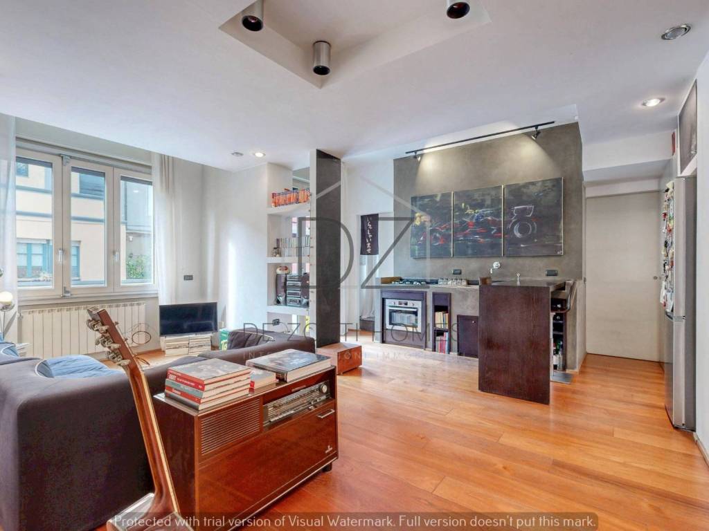 appartamento in vendita a Milano in zona Isola