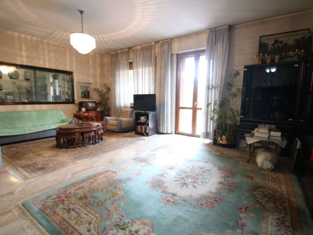 appartamento in vendita a Milano in zona Isola