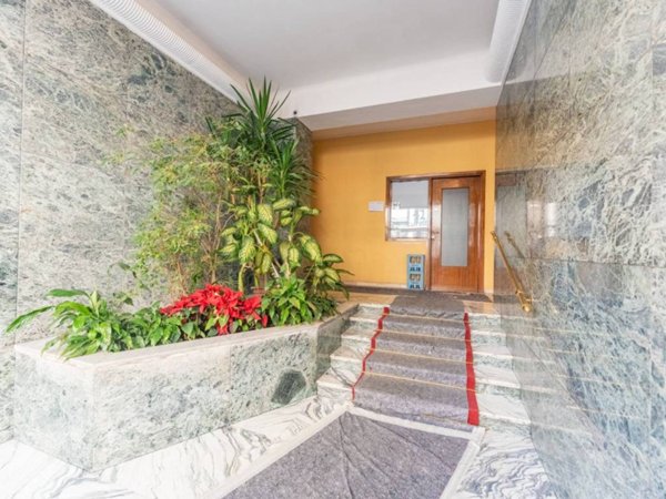 appartamento in vendita a Milano in zona Maggiolina