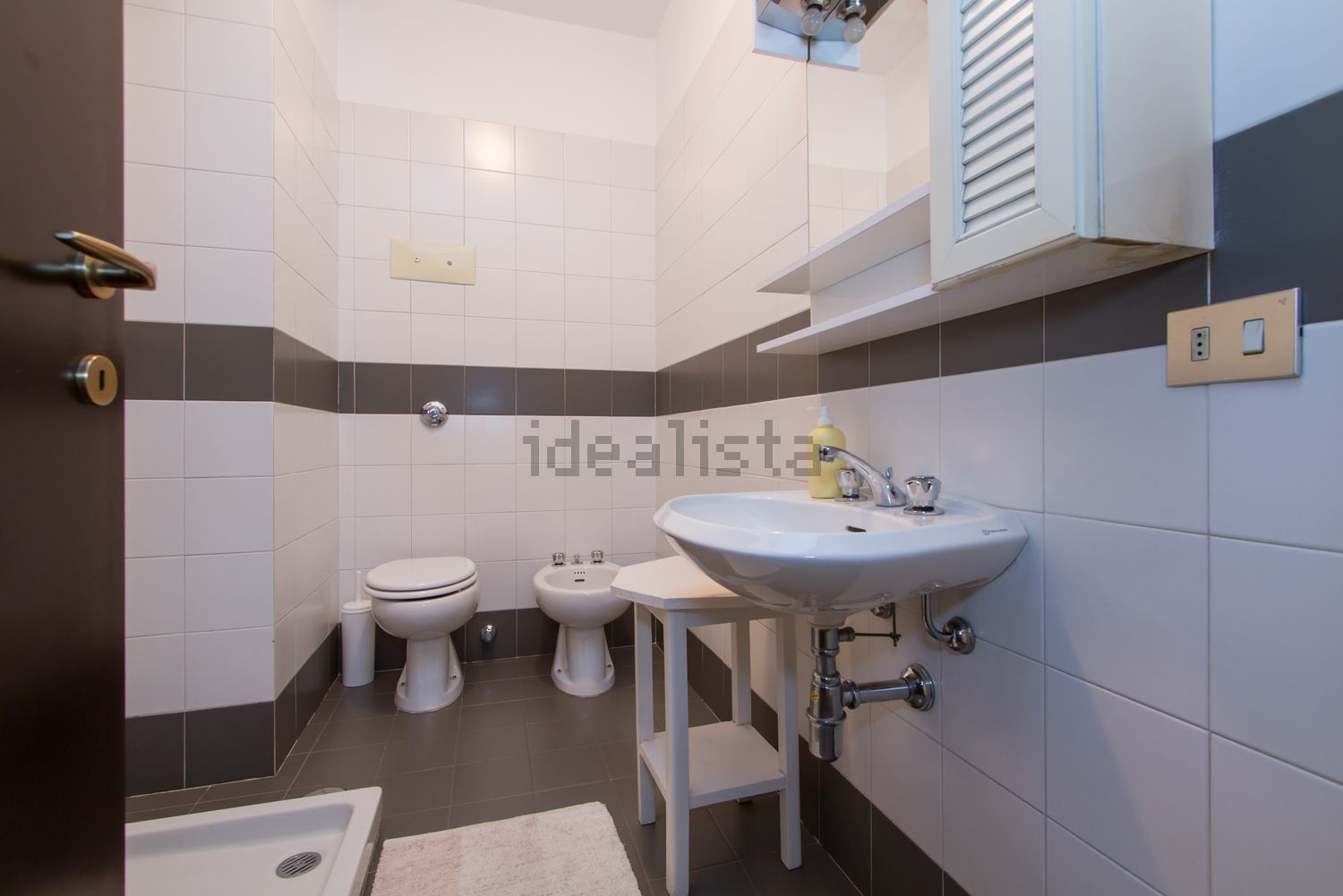 appartamento in vendita a Milano in zona Loreto