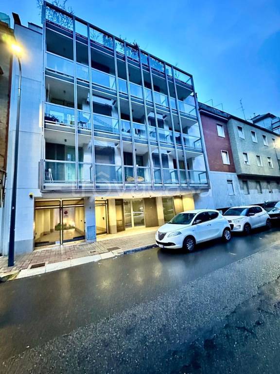 appartamento in vendita a Milano in zona Il Portello