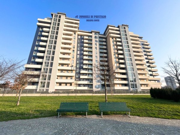 appartamento in vendita a Milano in zona Gallaratese