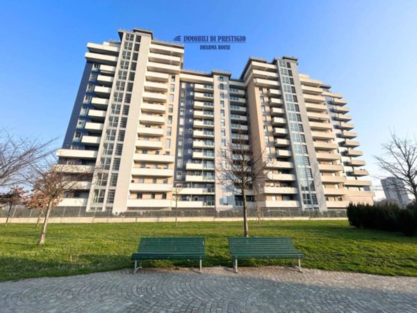 appartamento in vendita a Milano in zona Gallaratese